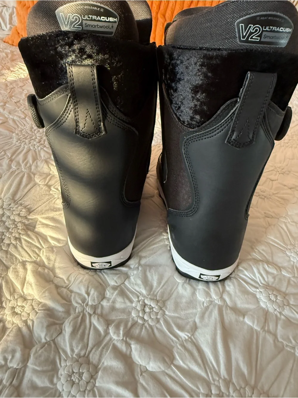 Vans Ultracush Snowboard Boots